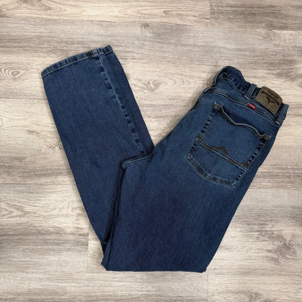 Wrangler Mens Straight Fit Jeans Dark Wash Stretch Denim 38x32‎ 1095STWBK